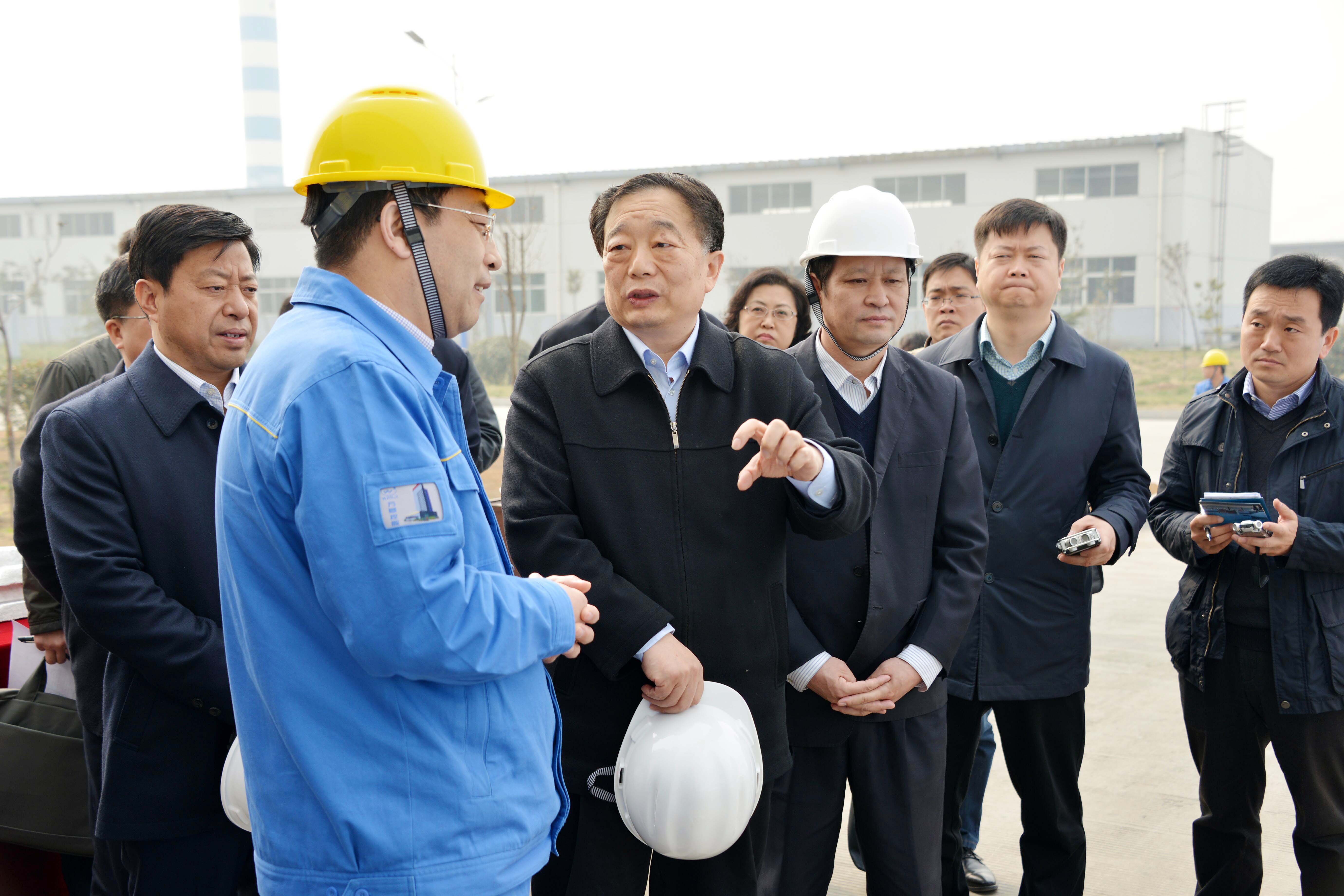 副省長(cháng)、市委書(shū)記李亞到萬(wàn)基控股集團調研